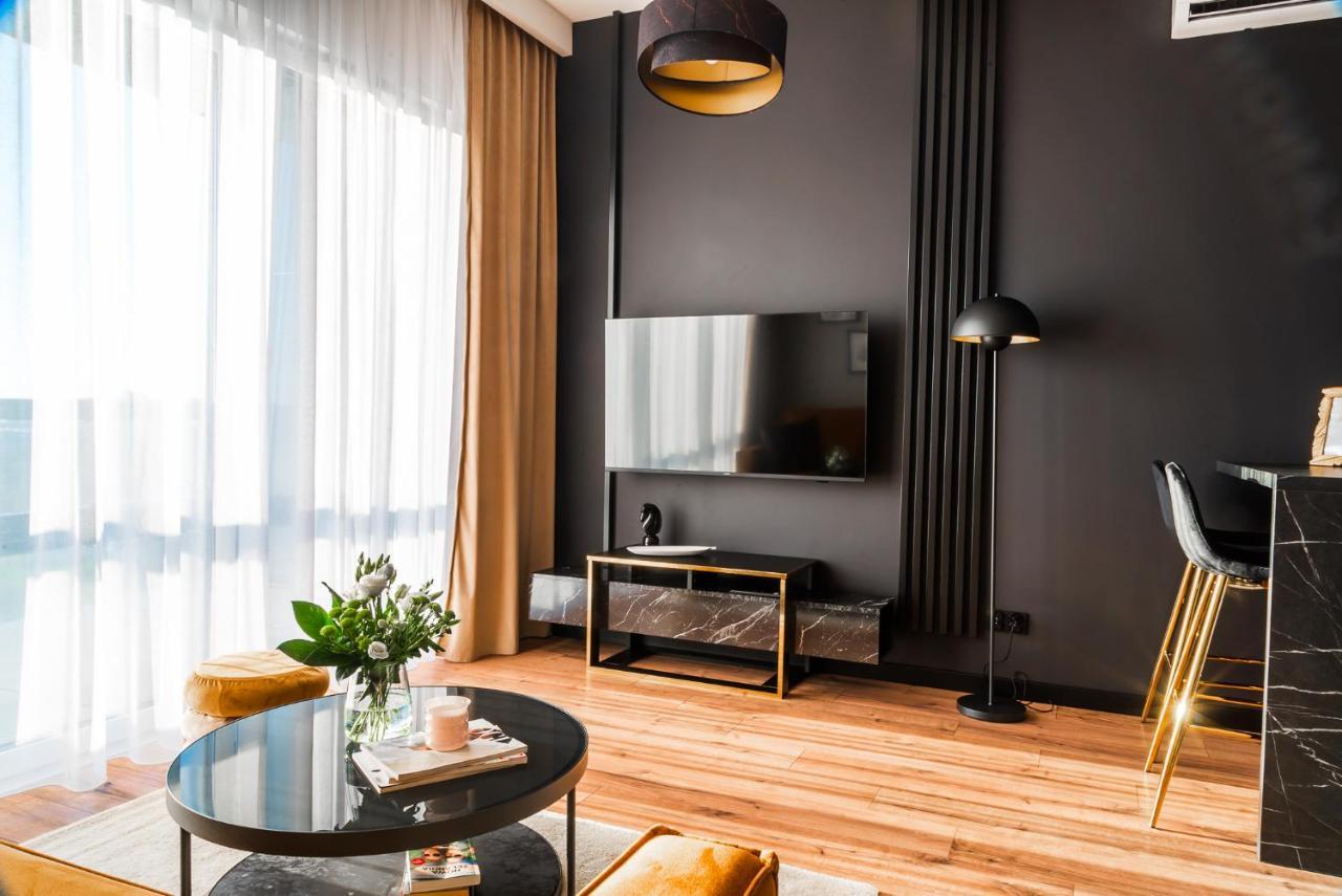 Apartament Plaza Tower 14 Pietro Kielce Bagian luar foto