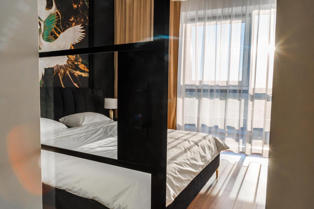 Apartament Plaza Tower 14 Pietro Kielce Bagian luar foto